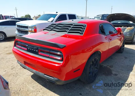 2018 Dodge Challenger Sxt z USA, uszkodzony, nr VIN 2C3CDZAG1JH219407